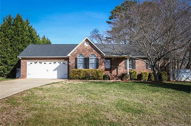 1st image of 178 Doe Trail Ln