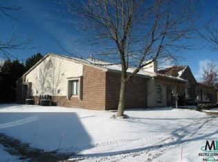 316 Spring Brk, Brighton, MI