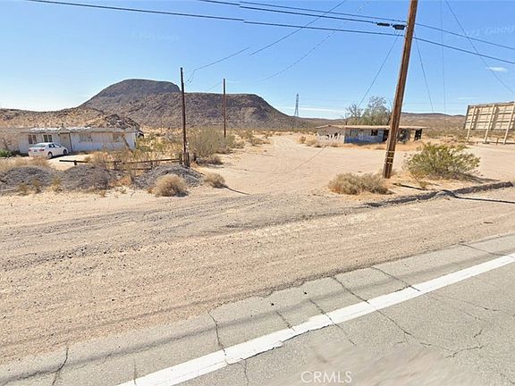 3rd image of 35155 Yermo Rd