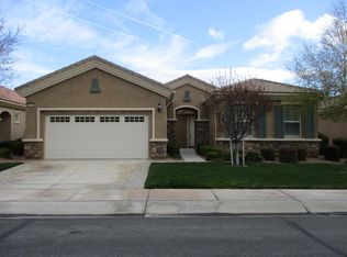 10829 Katepwa St, Apple Valley, CA 92308