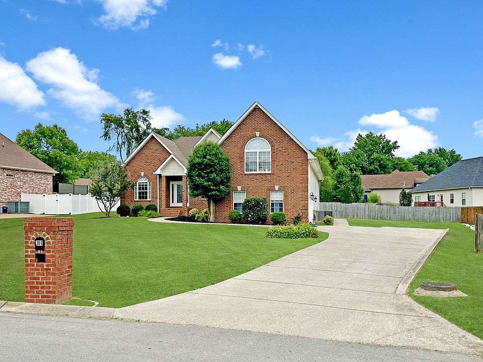 1st image of 104 Allers Dr