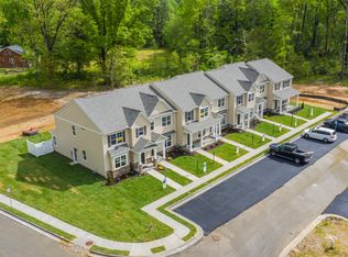 8351 Scott Pl, Richmond, VA 23227