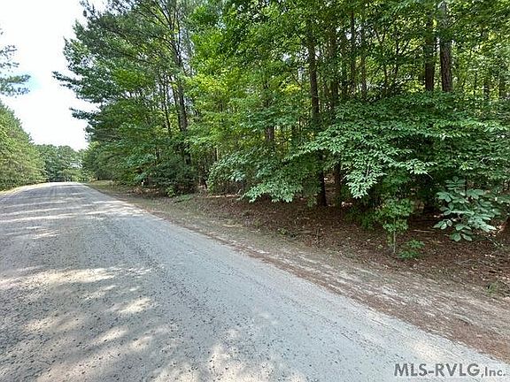 5th image of 6 Shadowbrook Dr