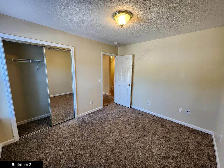 1003 Sweet Thorne Ct — Photo 19