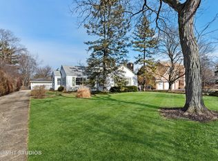 1540 Longvalley Rd, Glenview, IL 60025