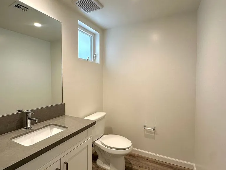 366 Burchett St — Photo 14