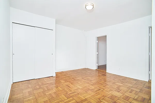 Rented by Keller Williams NYC | media 11