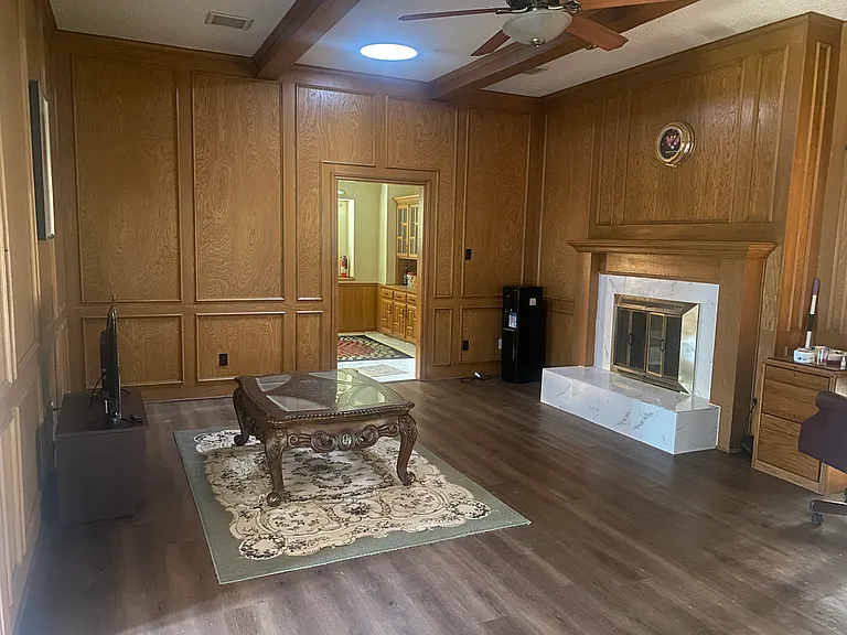 2738 Belmeade Dr — Photo 7