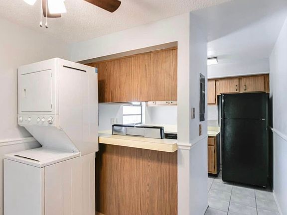 4th image of 1225 N Wickham Rd APT 726