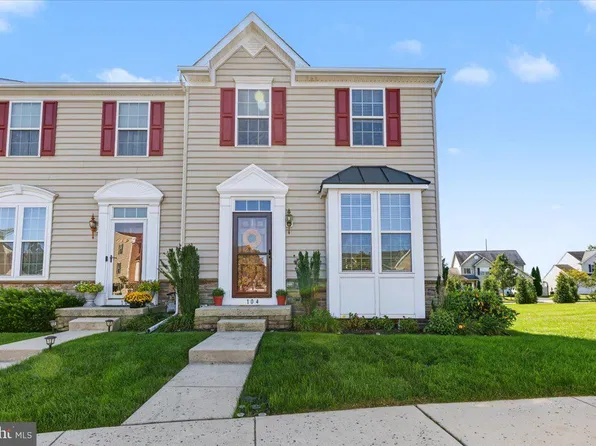104 Raven Ct, Gilbertsville, PA 19525