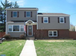 41 Dixmont Ave, Ewing, NJ 08618