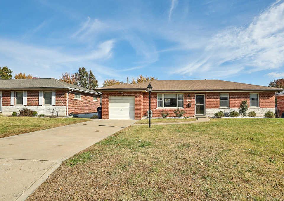 1st image of 4127 Fabian Dr