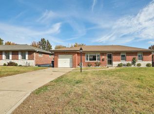 4127 Fabian Dr, Saint Louis, MO 63125