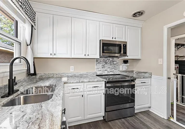 1214 Bethel Ave — Photo 3