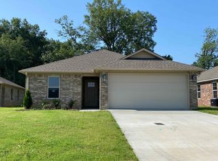 5739 Brookshire Dr, Jonesboro, AR 72401