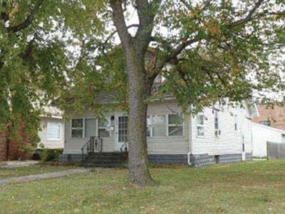 108 E Elm St, Gillespie, IL, 62033