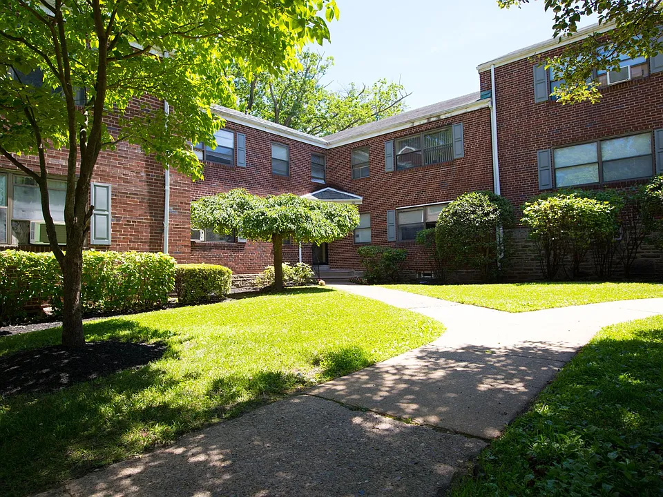 Sprague Court