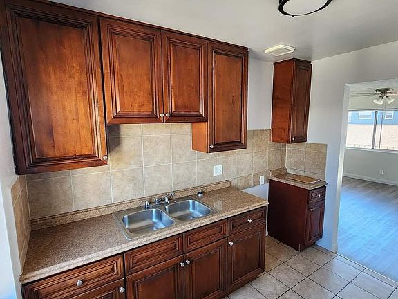 3rd image of 1303 W 106th St