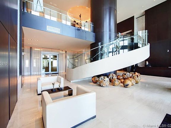 5th image of 900 Biscayne Blvd APT 6103