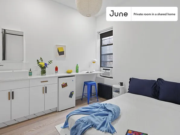 1716 Linden St, Ridgewood, NY