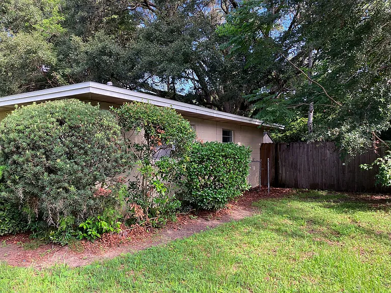 3504 NW 51st Ave — Photo 20