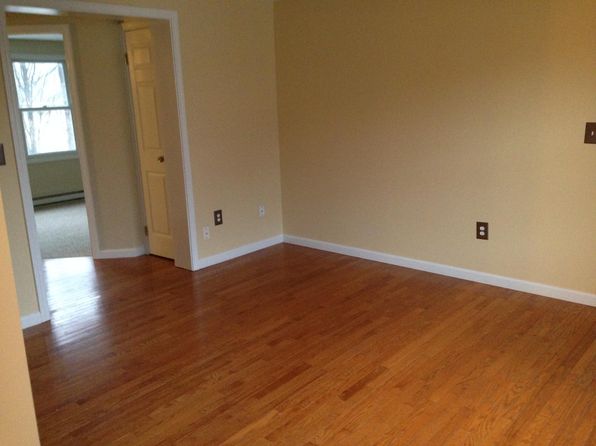 1025 Central St APT M