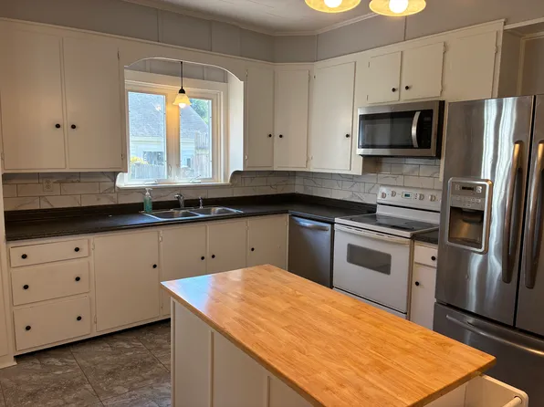 630 Pine St, Danville, PA 17821