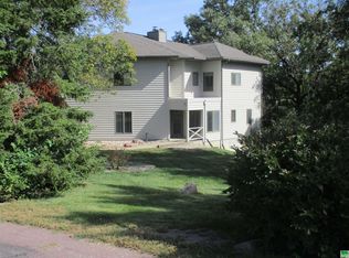 1484 Harrison Dr, Cherokee, IA 51012