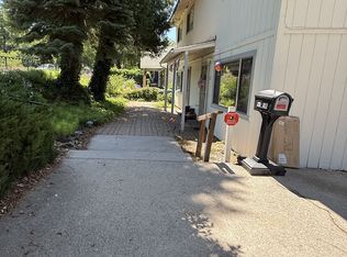 325 Alder St, Mount Shasta, CA 96067