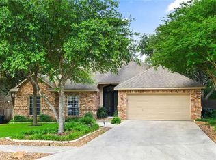 33 Oak Blf, New Braunfels, TX 78132