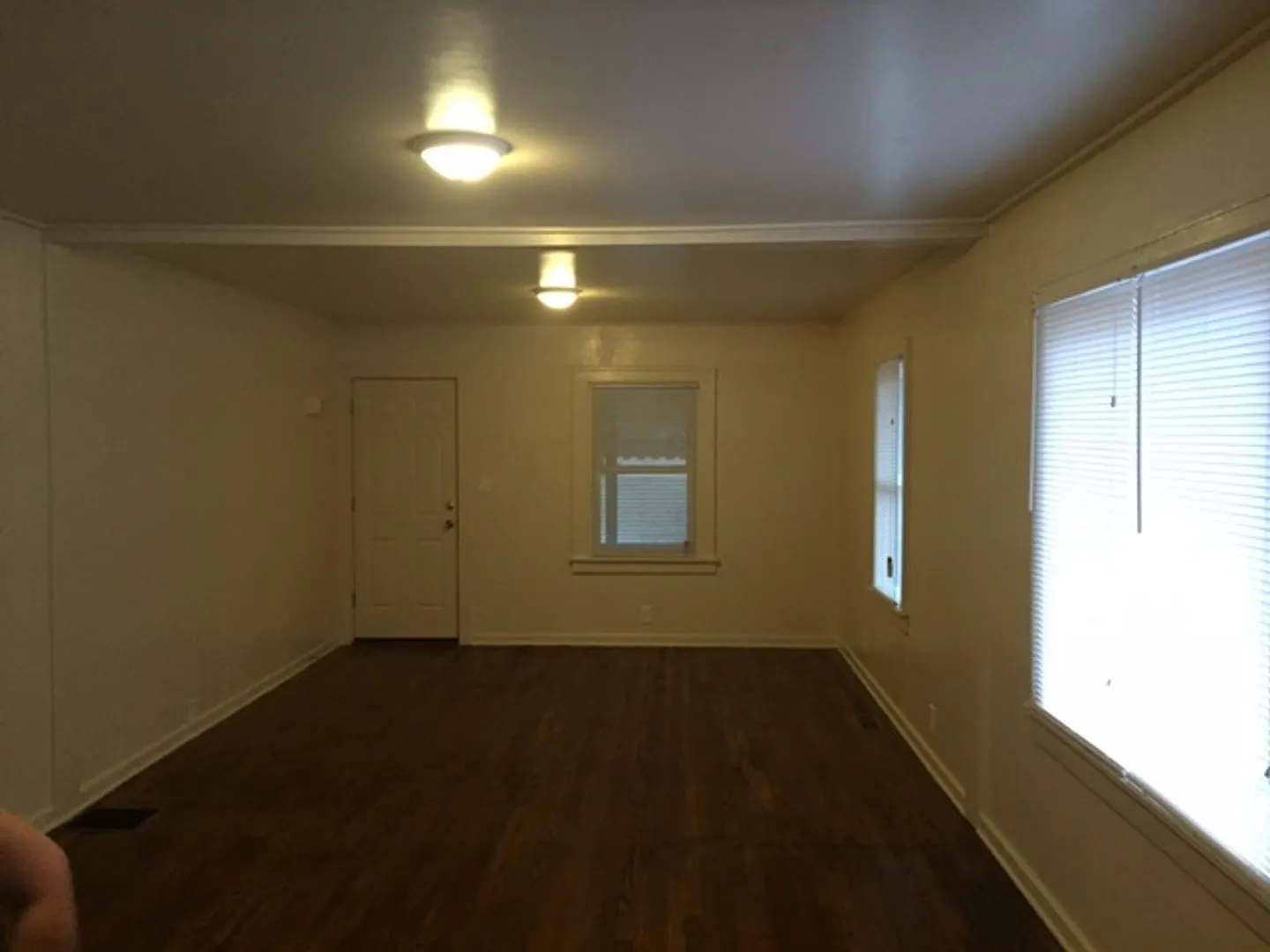 $860.00 2 bedroom, 1 bath with a garage located in Burton — Photo 4