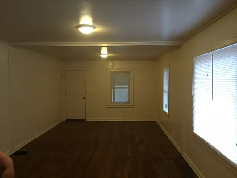 3299 Glengary St — Photo 4