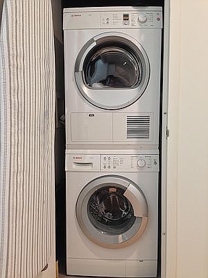 3rd image of 1510 Lexington Ave APT 12a