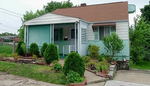 820 Steiner Street