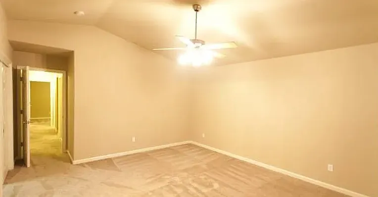 485 Pine St — Photo 4