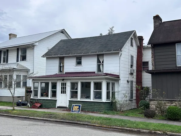 302 Davis St, Elkins, WV 26241