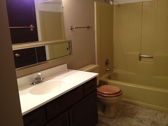 3rd image of 4469 Trevor Cir APT 8