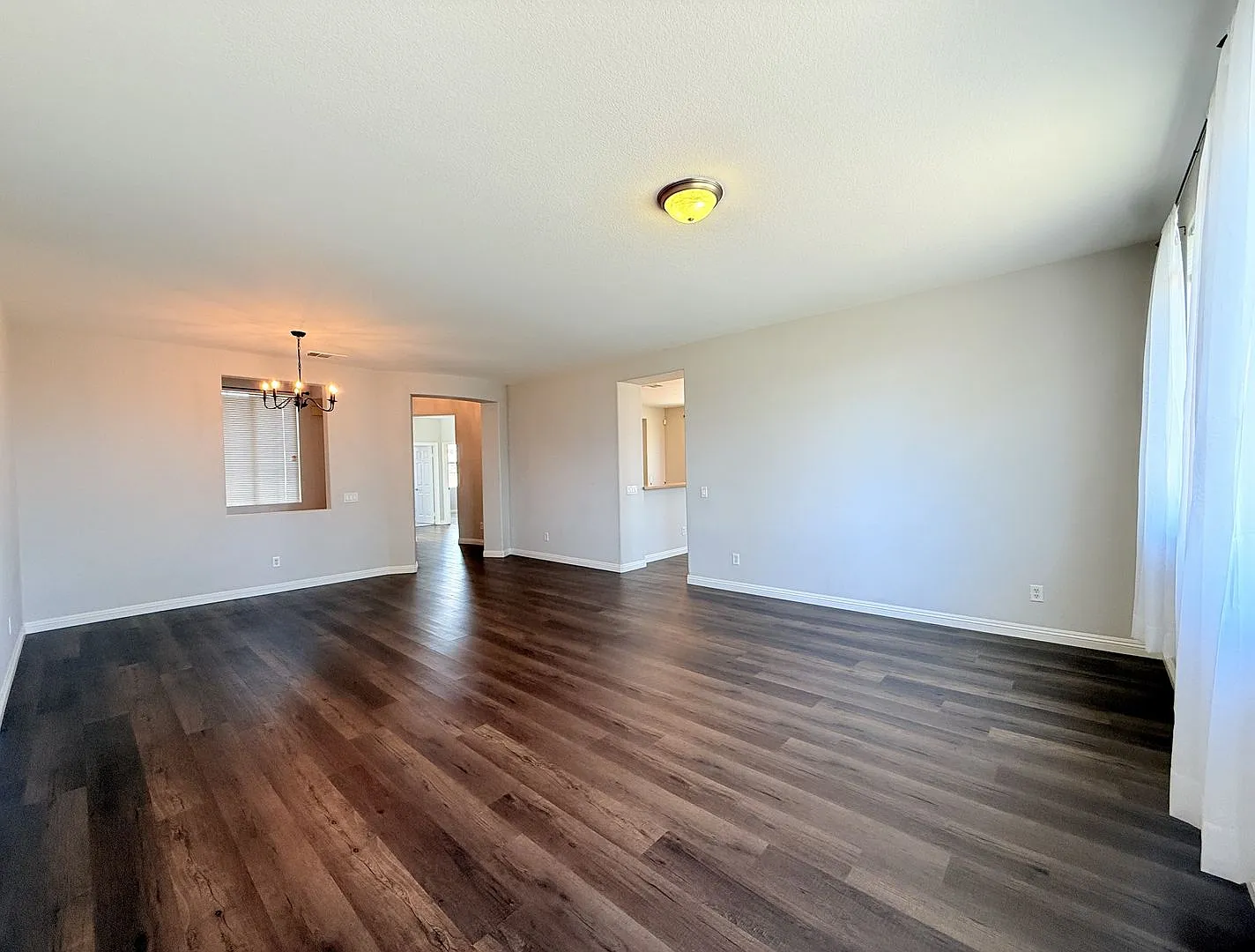 Coming Soon! Lovely 3 Bedroom 2 Bathroom Home In Talavera Community In Indio ! — Photo 4