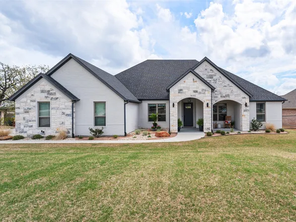 4005 Pinnacle Rdg, Granbury, TX 76049