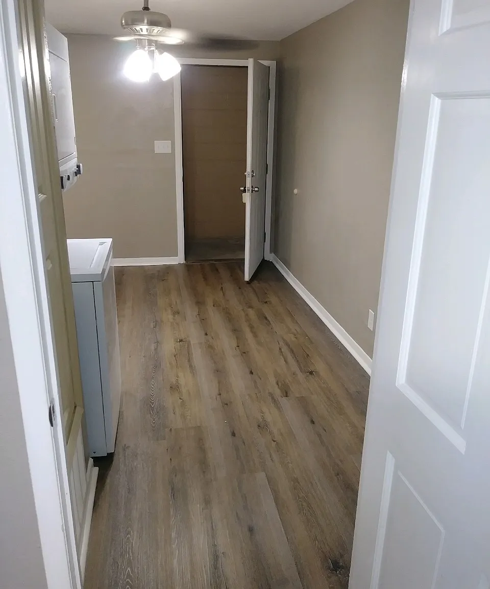 1/1 Apt ~ 1 Block from TSU — Photo 4