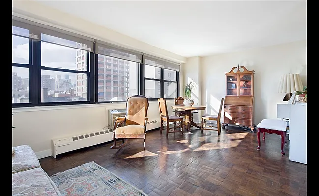 Sold by Douglas Elliman | media 19
