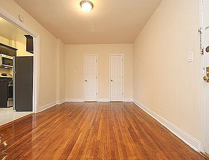 3rd image of 3751 79th St APT 4E