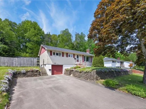 273 Woodbridge St, Fredericton, NB E3B 4R4