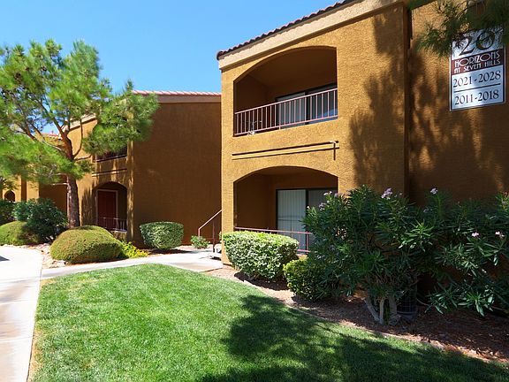 2nd image of 950 Seven Hills Dr APT 2016