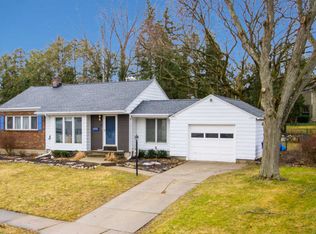 2254 Audobon Dr SE, East Grand Rapids, MI