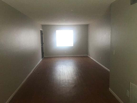 2nd image of 1632 Jefferson Ave APT 201