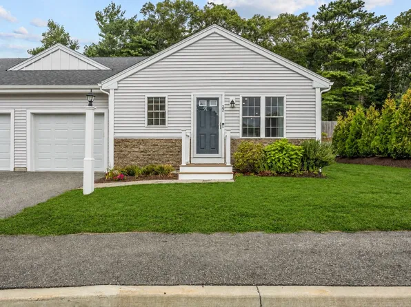 22 Ocean Walk Dr #22, Plymouth, MA 02360