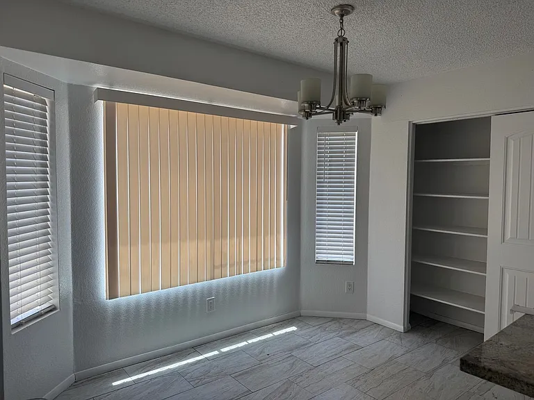 8520 W Palm Ln #1042 — Photo 14