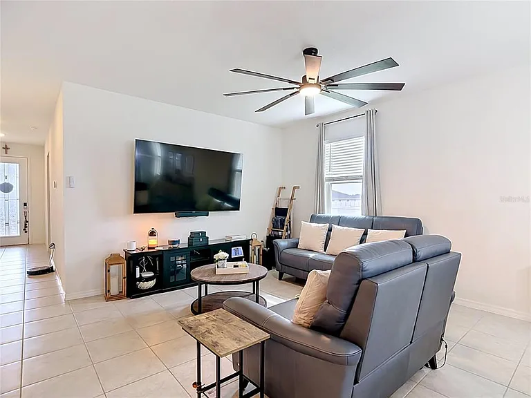 504 Twin Bowfish Way — Photo 10