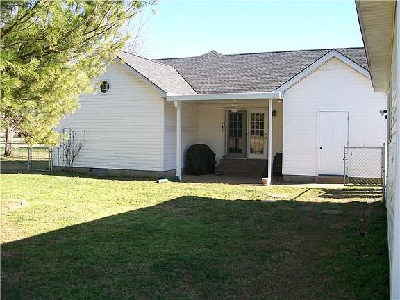 3rd image of 2542 Crescent Meadows Ct